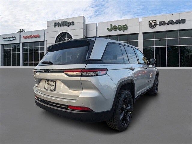 2025 Jeep Grand Cherokee Altitude X photo 4