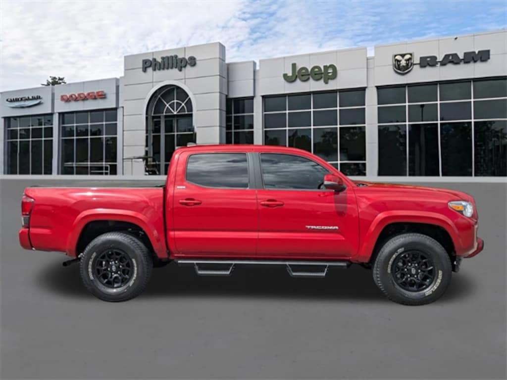 Certified 2022 Toyota Tacoma SR5 Truck