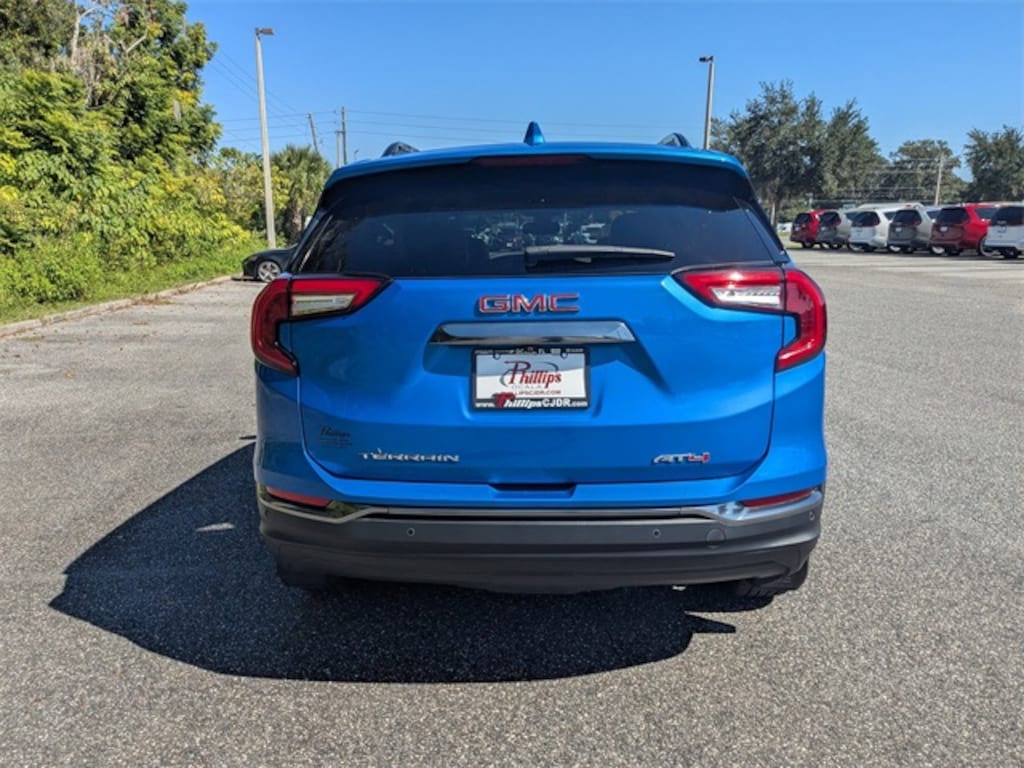 Used 2024 GMC Terrain AT4 SUV