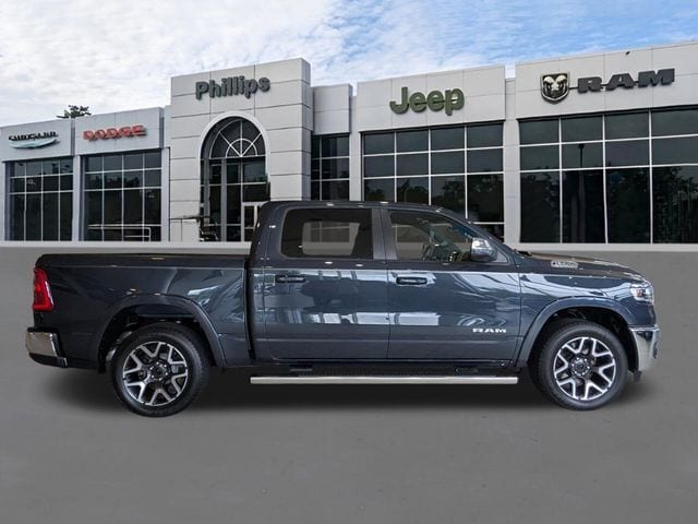 2026 RAM 1500 Laramie - Photo 2