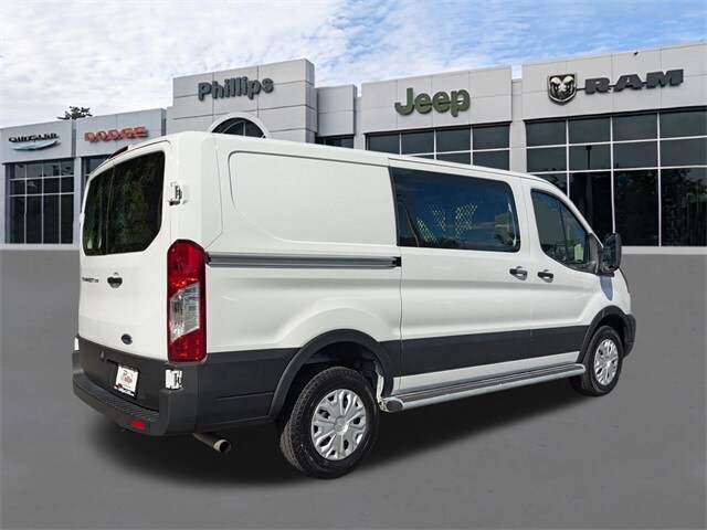 2024 Ford Transit photo 3