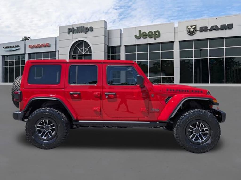 New 2026 Jeep Wrangler 4-DOOR RUBICON X Sport Utility