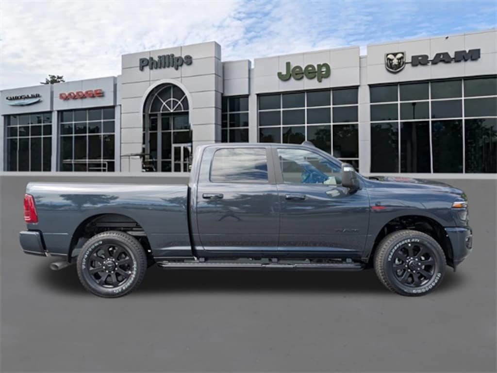 New 2026 Ram 2500 LARAMIE CREW CAB 4X4 6'4 BOX Pickup