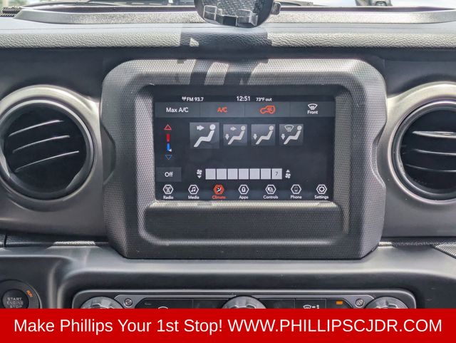 2022 Jeep Wrangler Sport - Photo 17