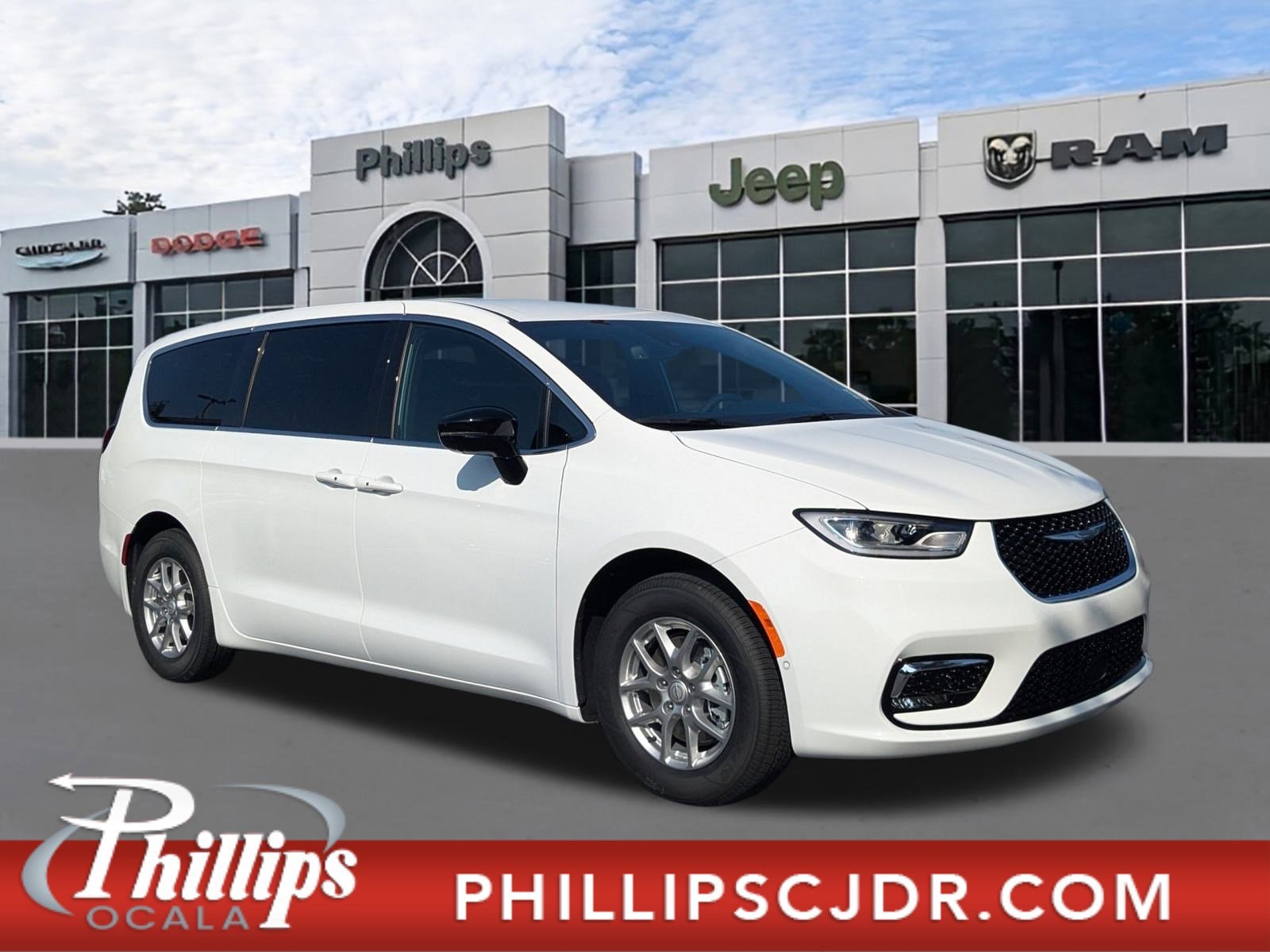 2026 Chrysler Pacifica Select