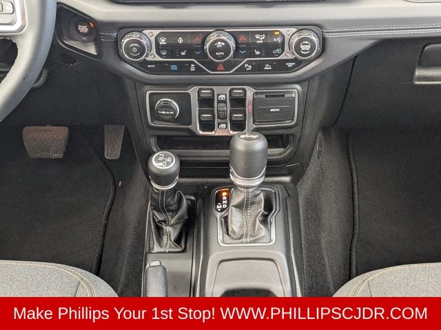 2025 Jeep Wrangler 4xe Sahara 4XE - Photo 18