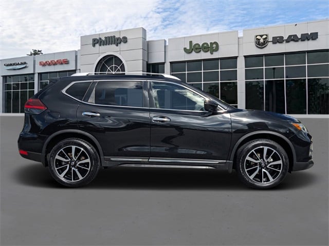 Certified 2018 Nissan Rogue SL with VIN JN8AT2MV6JW351060 for sale in Ocala, FL