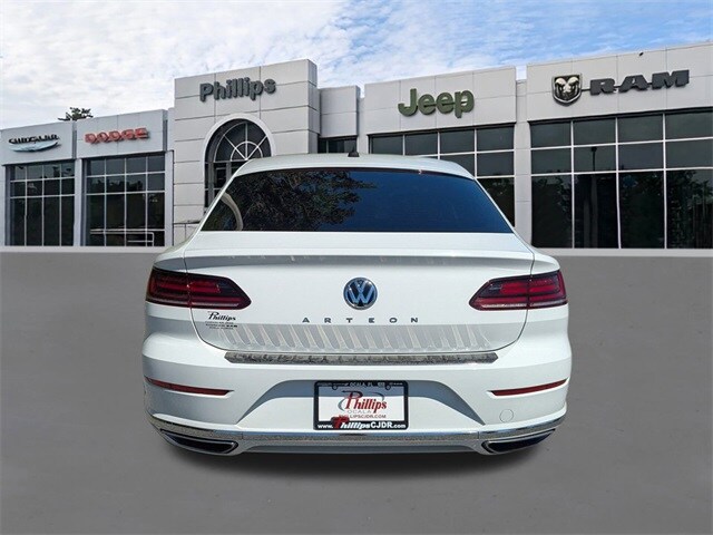 2019 Volkswagen Arteon SE photo 4