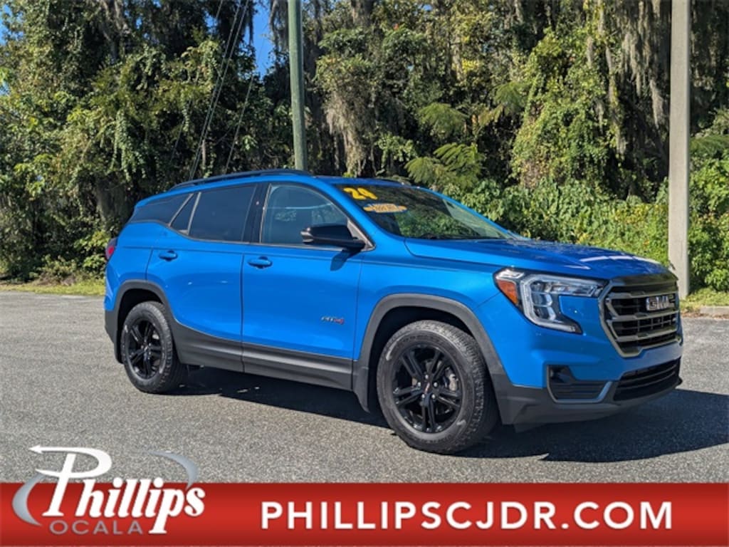 Used 2024 GMC Terrain AT4 SUV