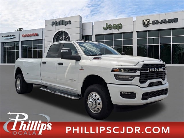 2026 RAM Ram 3500 Pickup Big Horn's photo