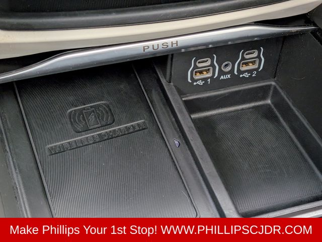 2021 Chrysler Pacifica Limited - Photo 22