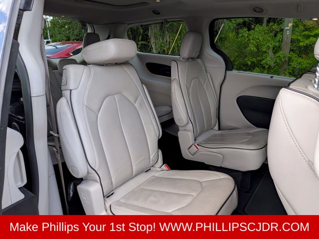 2021 Chrysler Pacifica Limited - Photo 13
