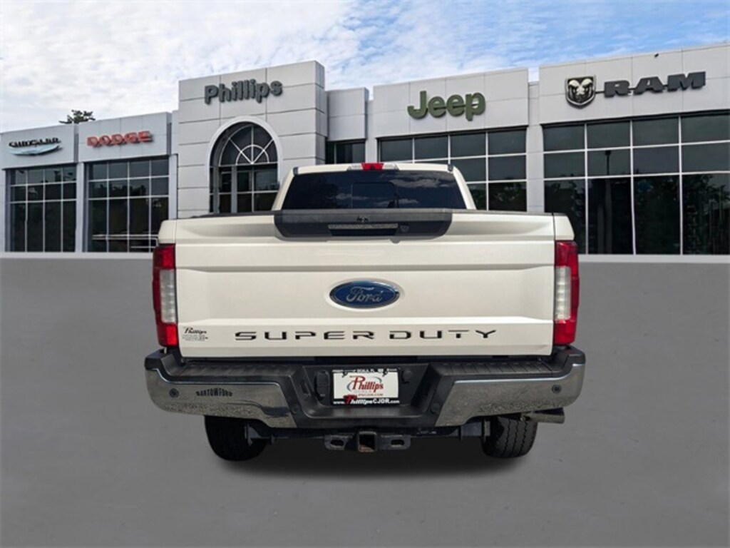 Used 2019 Ford F-250SD Lariat Truck