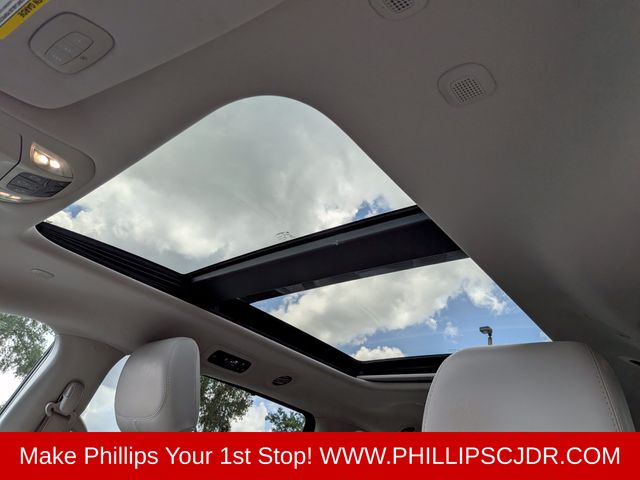 2021 Chrysler Pacifica Limited - Photo 19