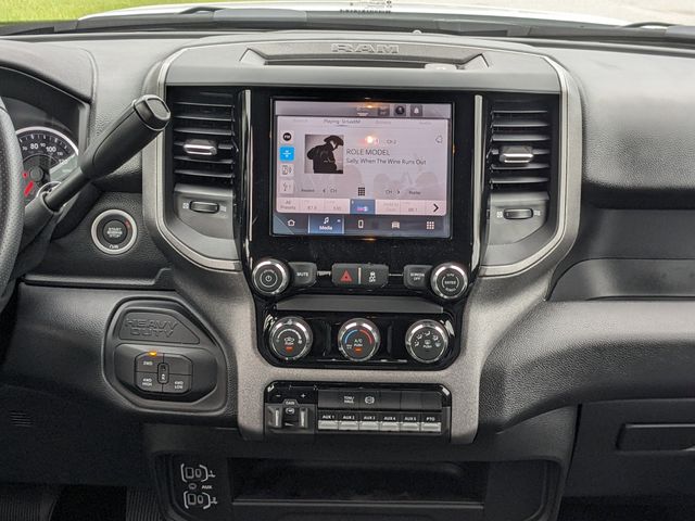 2025 RAM 3500 Chassis Tradesman - Photo 17