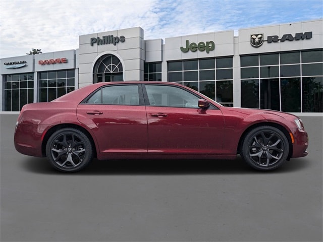 Certified 2022 Chrysler 300 S with VIN 2C3CCABG5NH123126 for sale in Ocala, FL