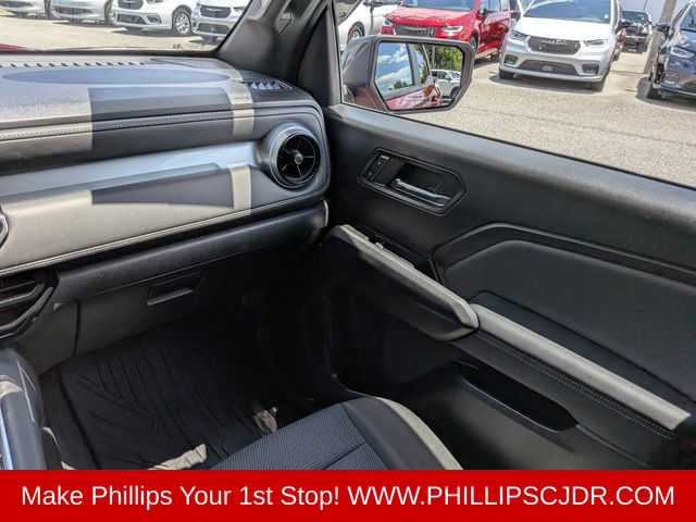 2024 Chevrolet Colorado LT - Photo 16