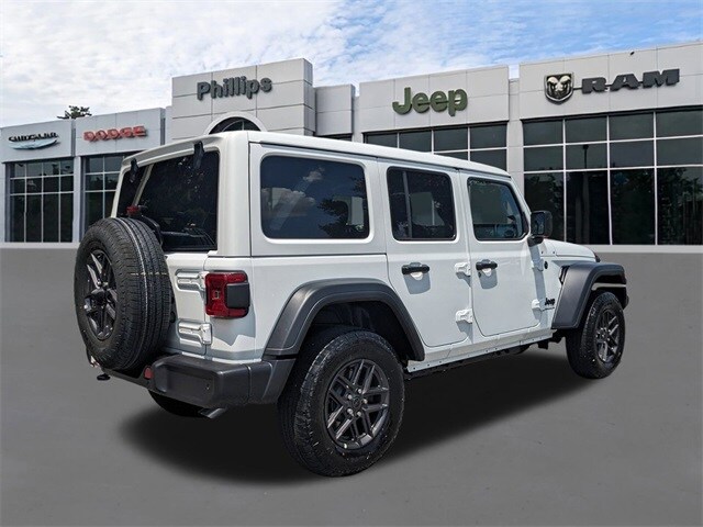 2025 Jeep Wrangler Sport S photo 4