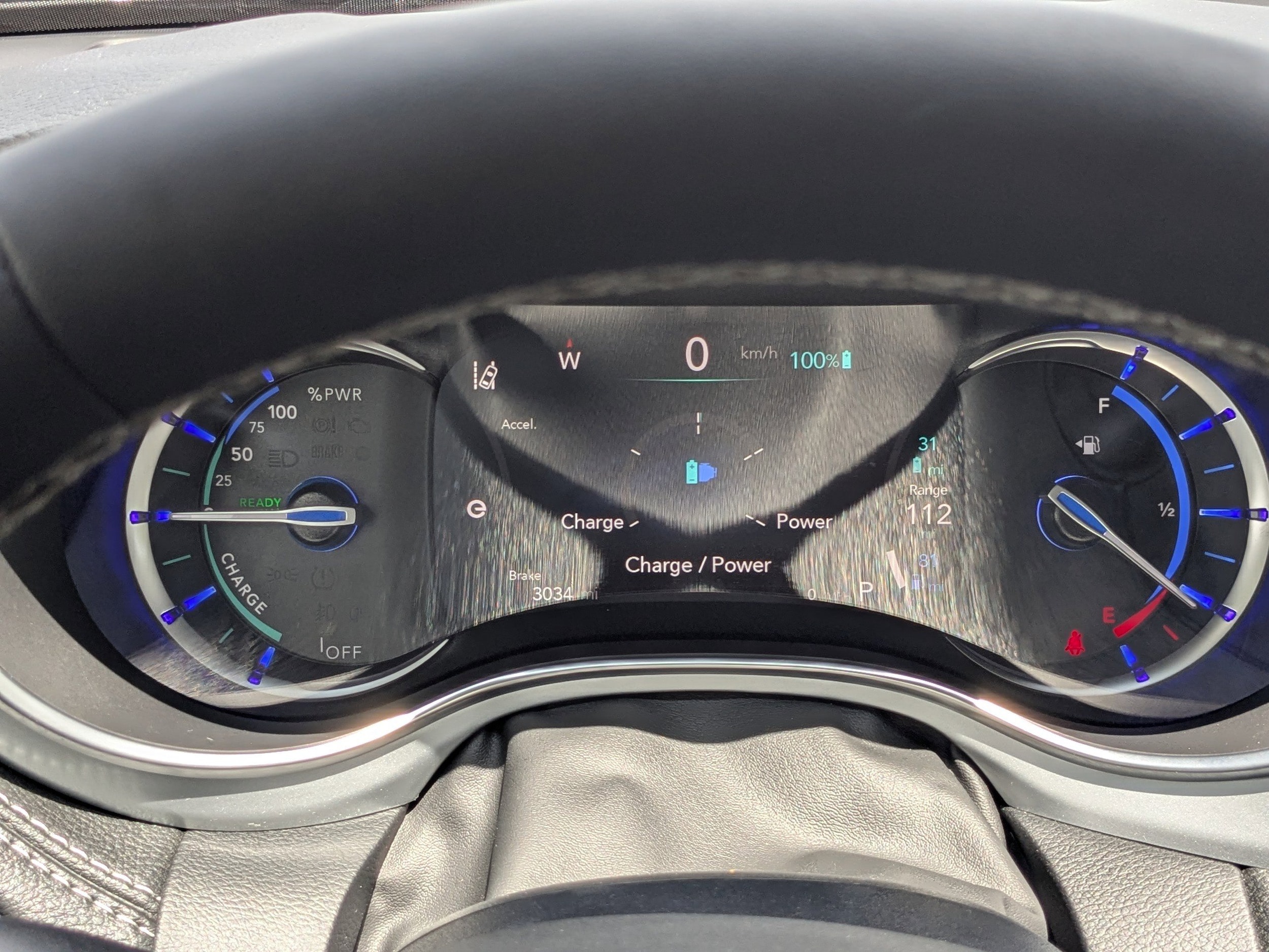 2025 Chrysler Pacifica PHEV Select - Photo 26