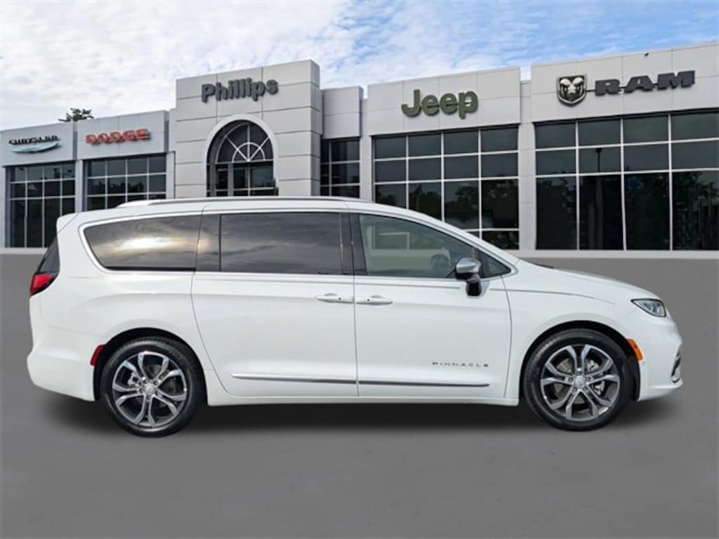 New 2026 Chrysler Pacifica PINNACLE Passenger Van