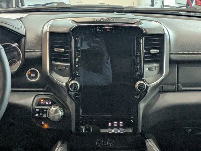 2026 RAM 1500 Laramie - Photo 17