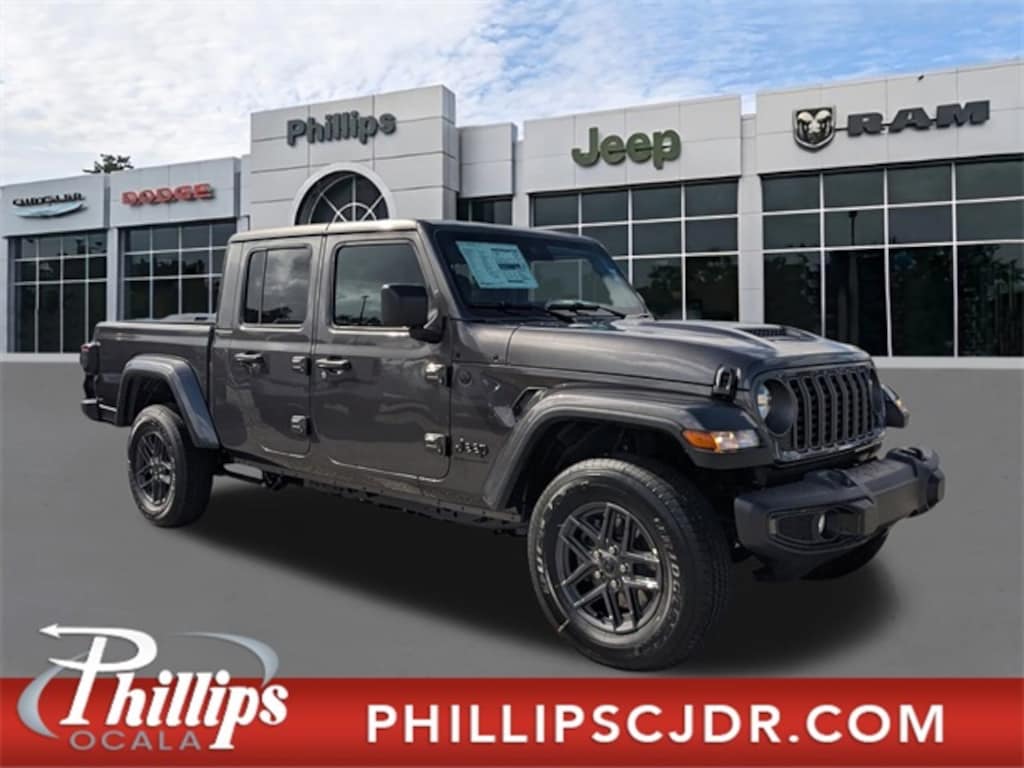 New 2025 Jeep Gladiator SPORT S 4X4 Pickup