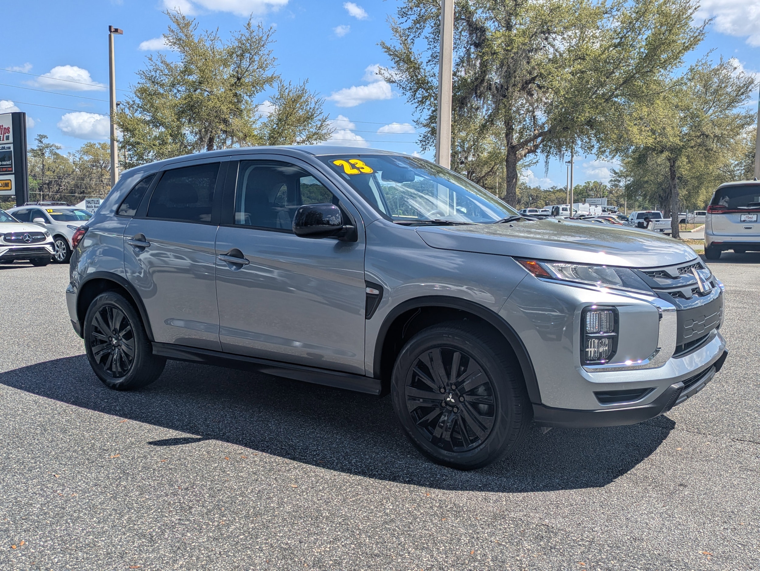 2023 Mitsubishi Outlander Sport LE