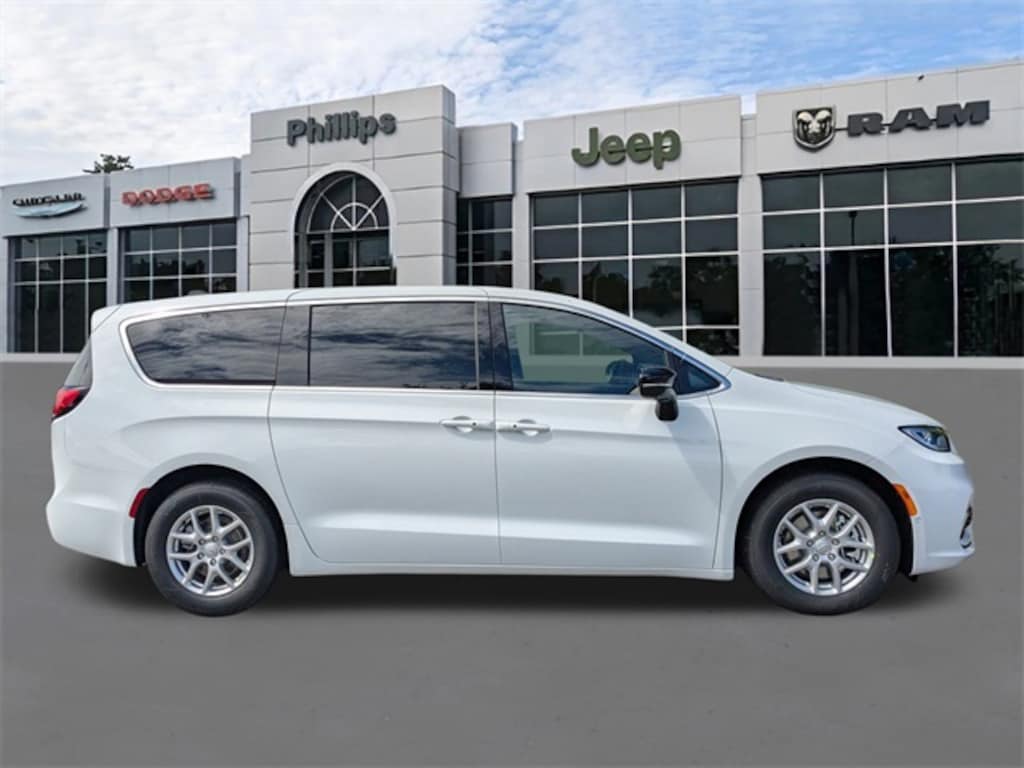 New 2026 Chrysler Pacifica SELECT Passenger Van