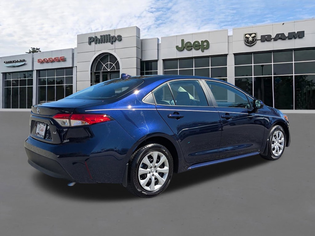 Certified 2025 Toyota Corolla LE Sedan