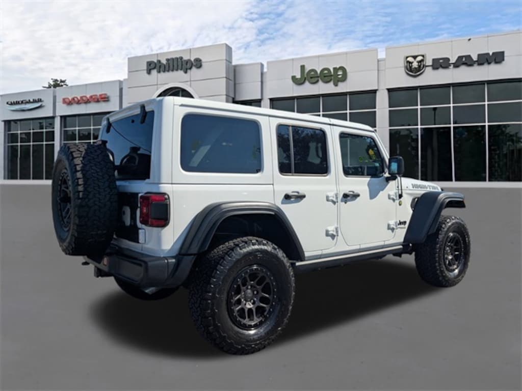 Used 2022 Jeep Wrangler Unlimited High Tide SUV