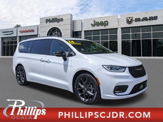 2026 Chrysler Pacifica