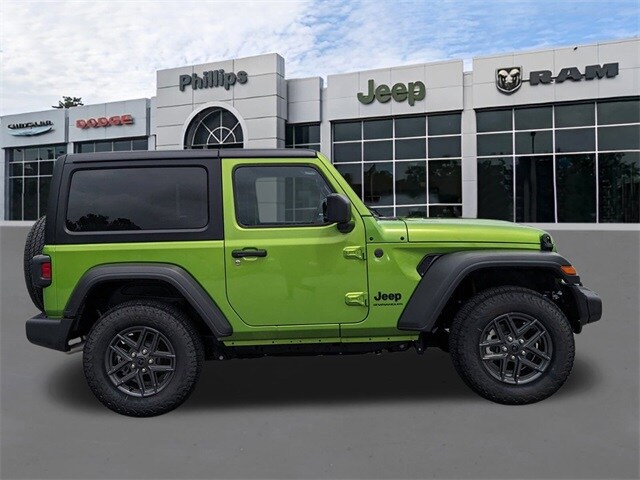 2025 Jeep Wrangler Sport S photo 2
