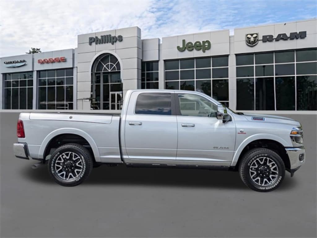 New 2026 Ram 2500 LIMITED LONGHORN CREW CAB 4X4 6'4 BOX Pickup