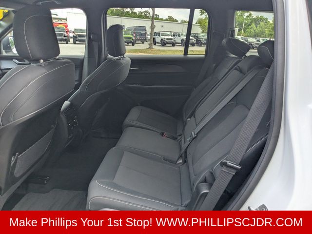 2025 Jeep Grand Cherokee L Laredo - Photo 12