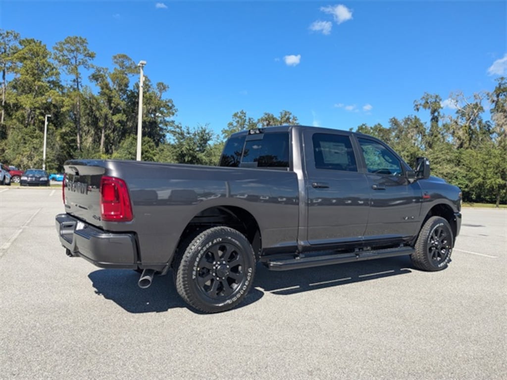 New 2026 Ram 2500 LARAMIE CREW CAB 4X4 6'4 BOX Pickup