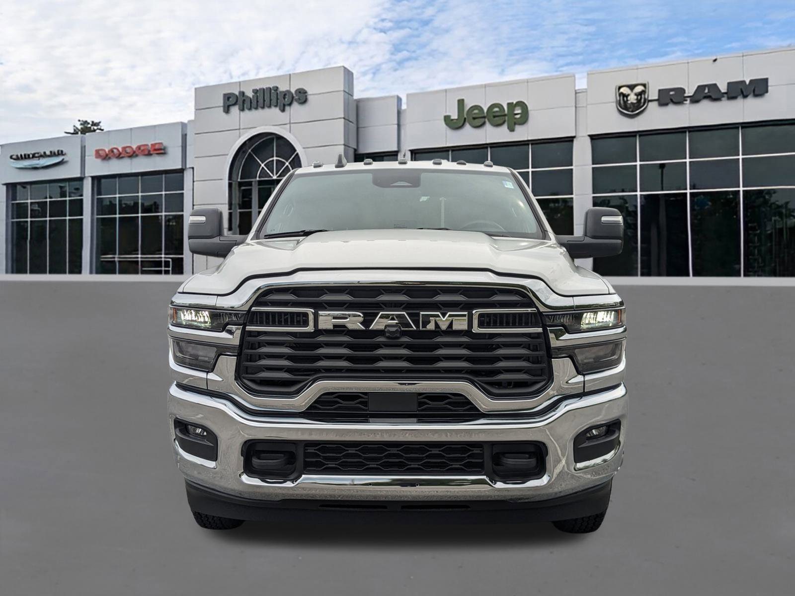 2025 RAM 3500 Chassis Tradesman - Photo 8