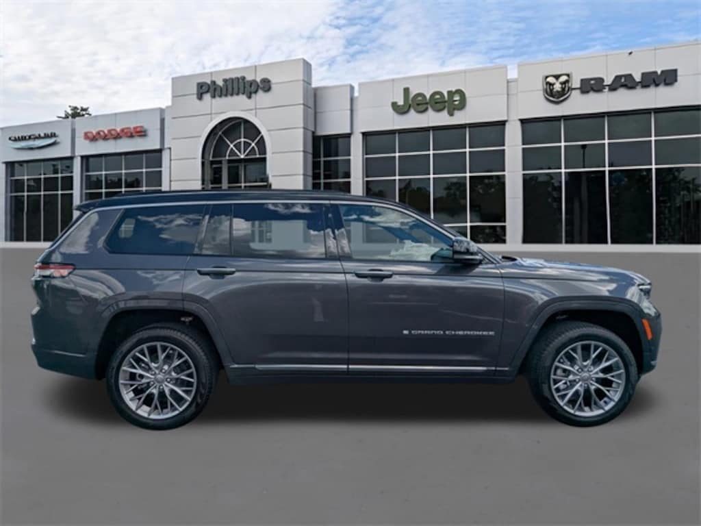 New 2025 Jeep Grand Cherokee L SUMMIT 4X4 Sport Utility