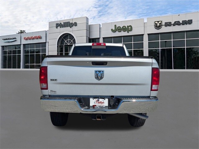 2015 Ram 2500 SLT photo 4
