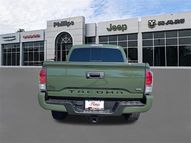 2022 Toyota Tacoma TRD Sport photo 4