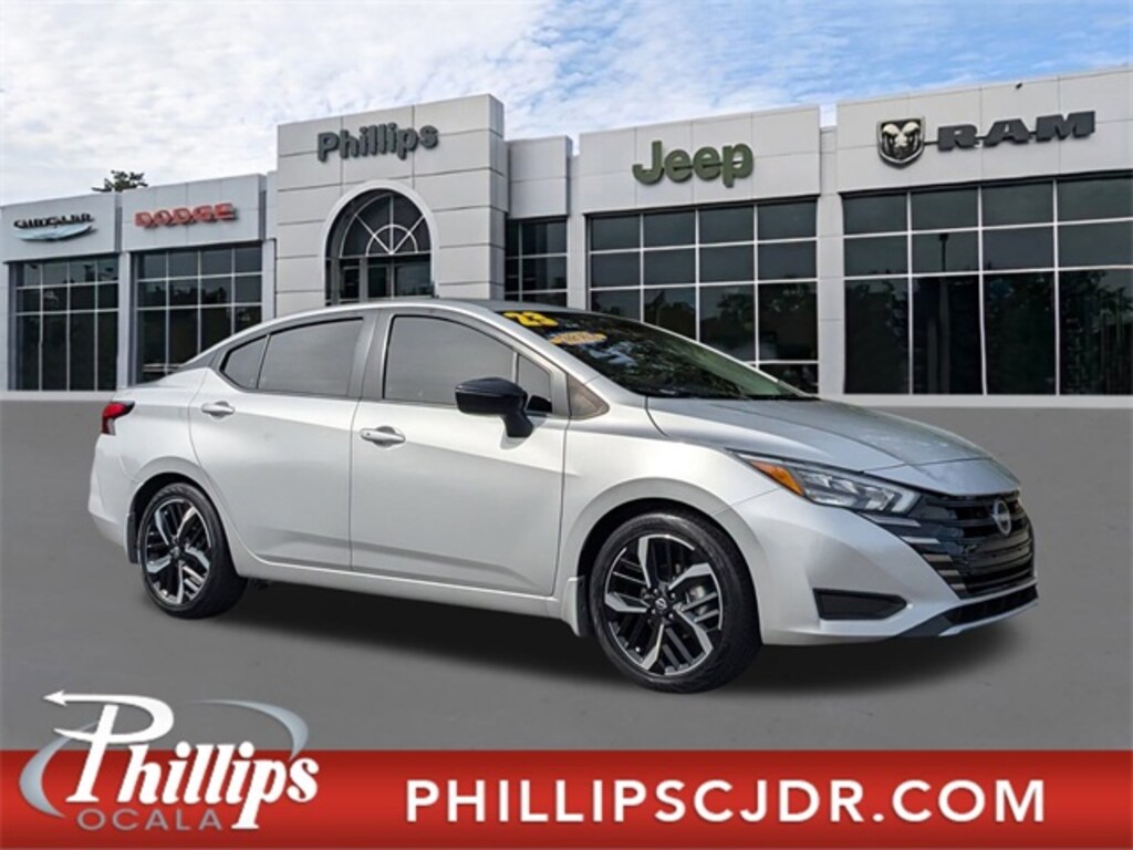 Used 2023 Nissan Versa 1.6 SR Sedan