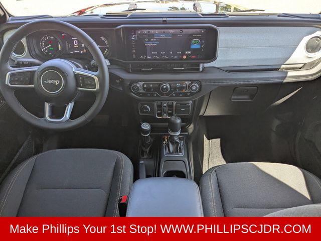 2025 Jeep Wrangler 4xe Sahara 4XE - Photo 13