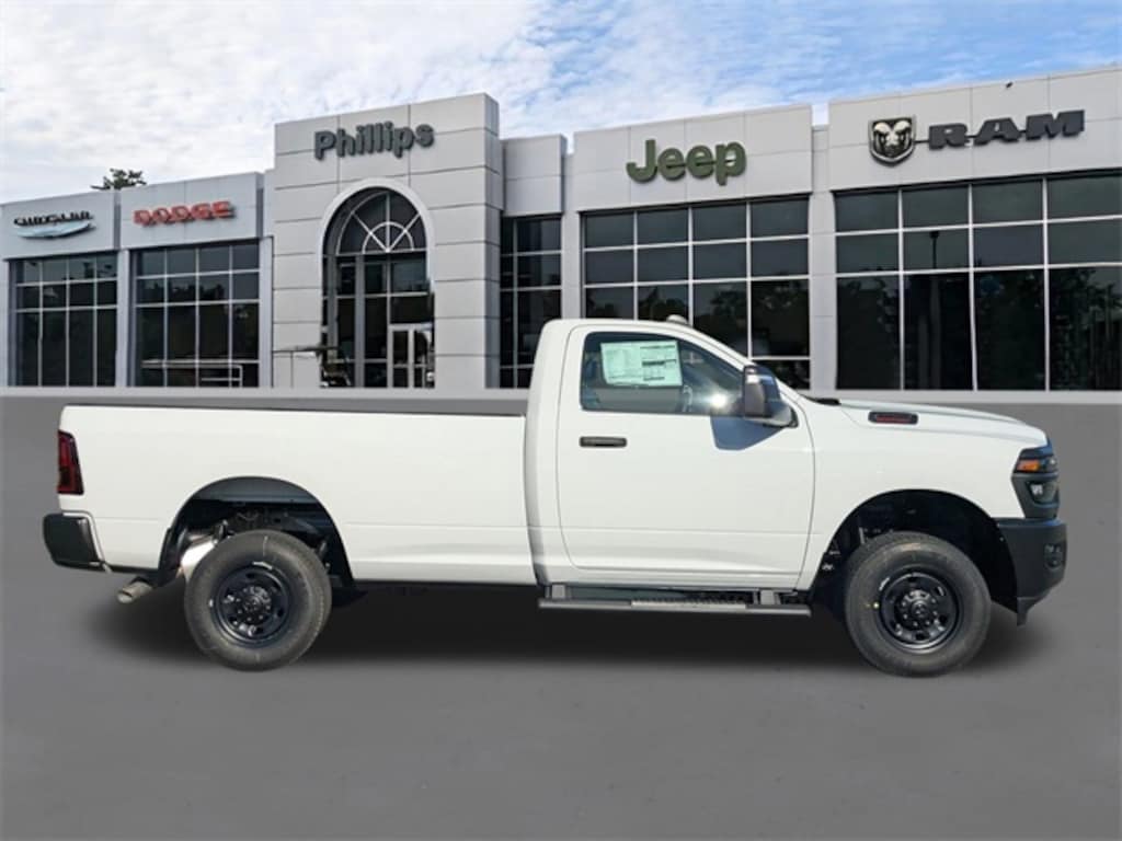 New 2026 Ram 2500 TRADESMAN REGULAR CAB 4X4 8' BOX Pickup