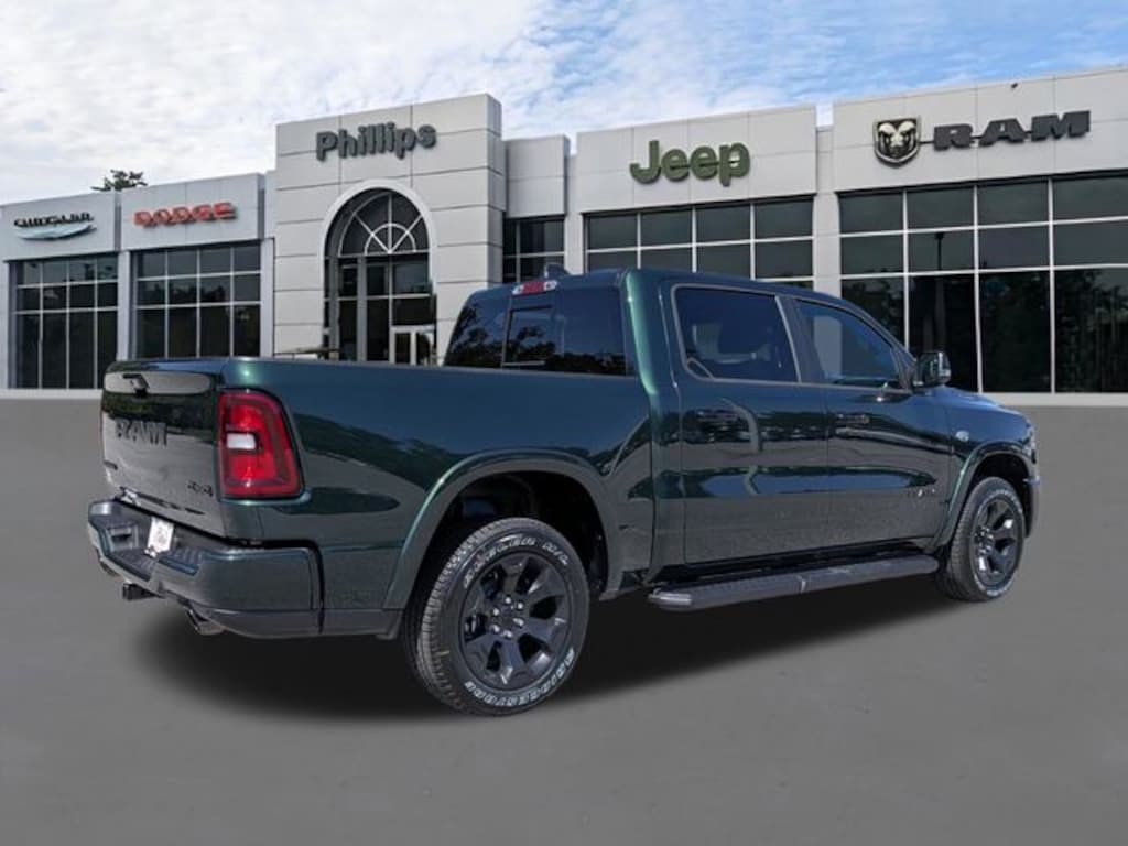 New 2026 Ram 1500 BIG HORN CREW CAB 4X4 5'7 BOX Pickup