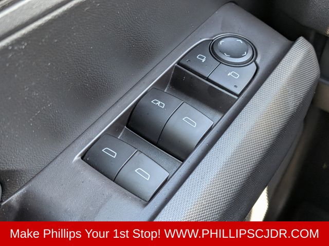2024 Chevrolet Colorado LT - Photo 22