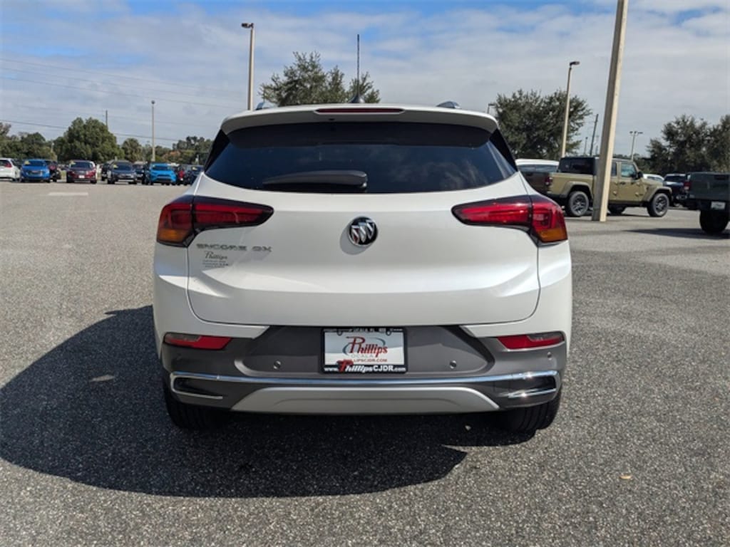 Certified 2021 Buick Encore GX Essence SUV