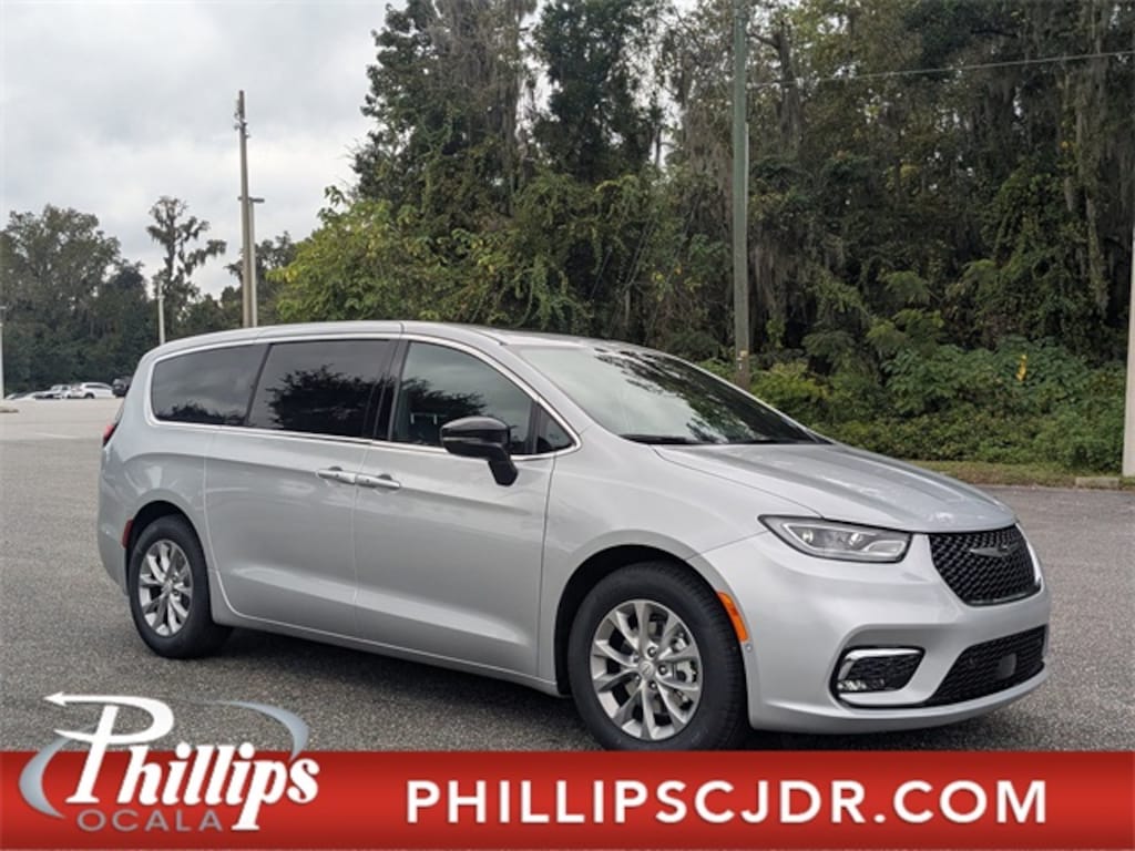 New 2026 Chrysler Pacifica LIMITED Passenger Van