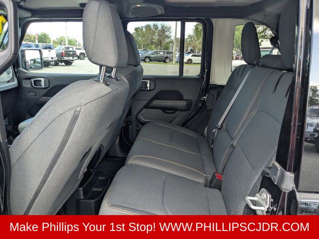 2025 Jeep Wrangler 4xe Sahara 4XE - Photo 13