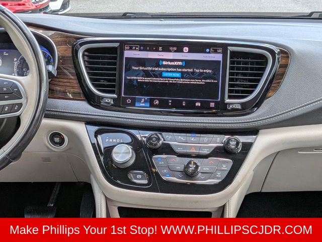 2021 Chrysler Pacifica Limited - Photo 17