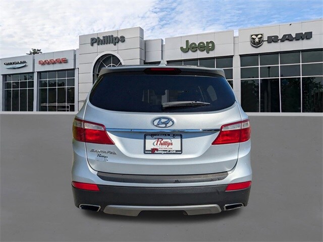 2013 Hyundai Santa Fe GLS photo 3