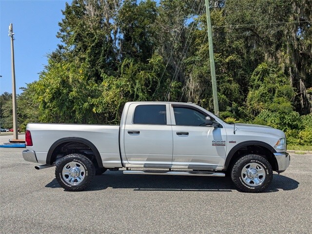 2017 Ram 2500 Tradesman photo 2